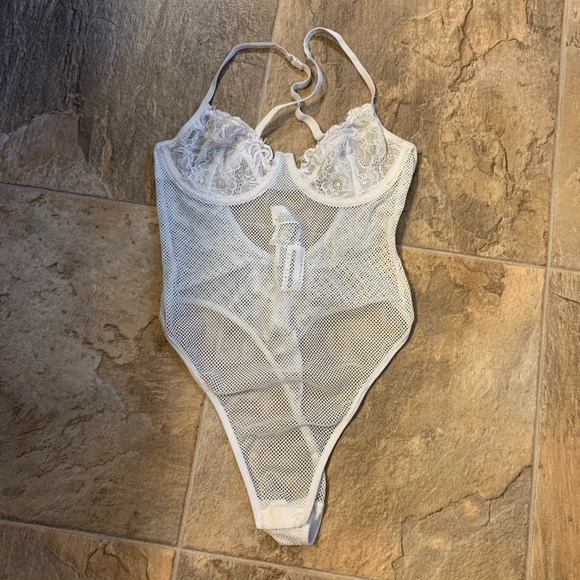 Forever 21 Tops - Forever 21 White Lace Bodysuit